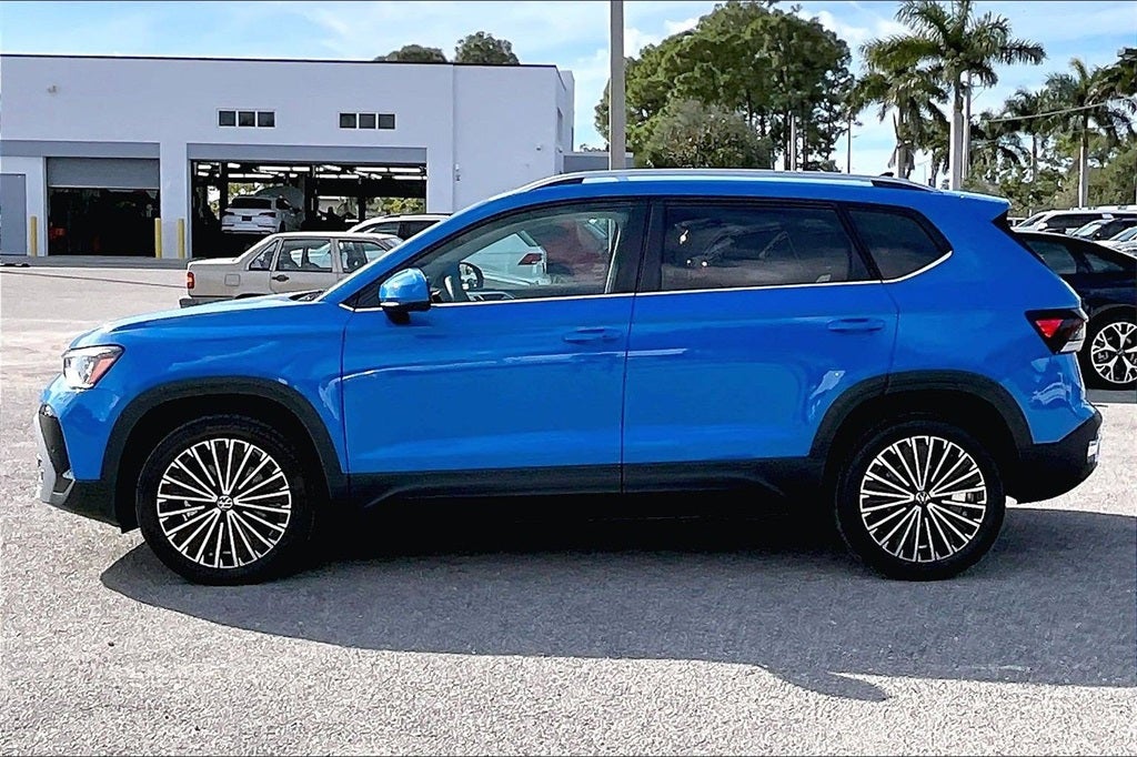 2025 Volkswagen Taos 1.5T SE