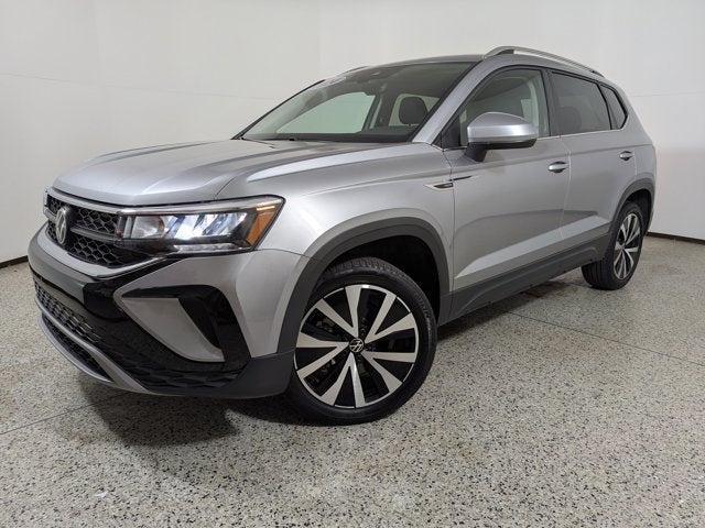 2024 Volkswagen Taos SE FWD