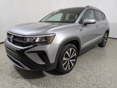 2024 Volkswagen Taos SE FWD