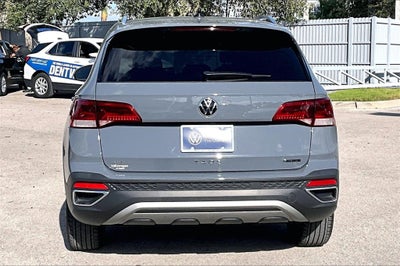2024 Volkswagen Taos 1.5T SE