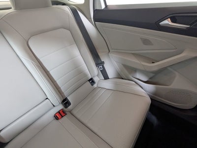 2024 Volkswagen Jetta SE Auto