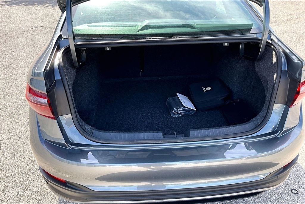 2023 Volkswagen Jetta 1.5T SE