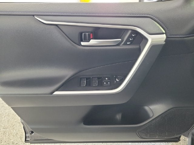 2025 Toyota RAV4 Hybrid XSE