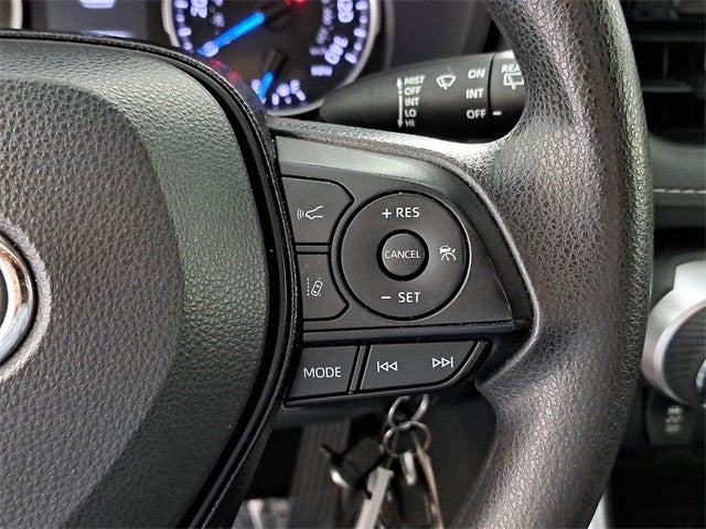 2022 Toyota RAV4 Hybrid LE