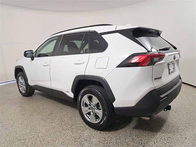 2022 Toyota RAV4 Hybrid LE