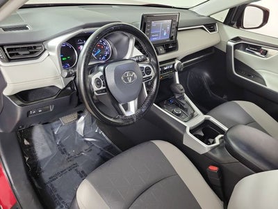 2021 Toyota RAV4 Hybrid XLE