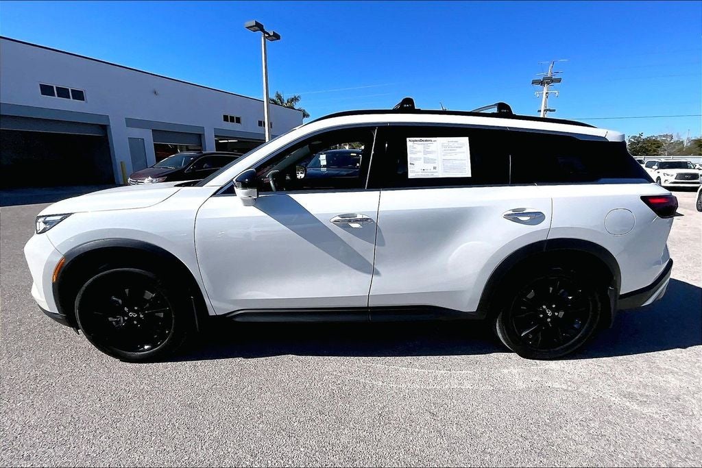 2025 INFINITI QX60 LUXE