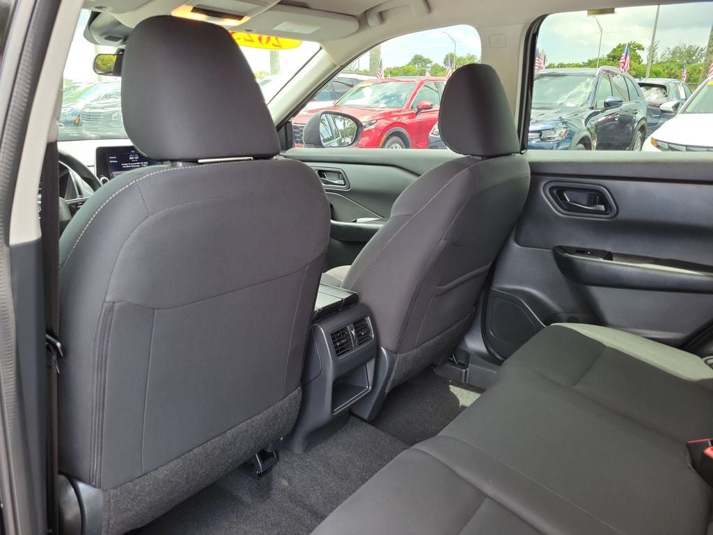 2025 Nissan Rogue S