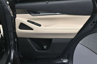 2022 INFINITI QX60 LUXE