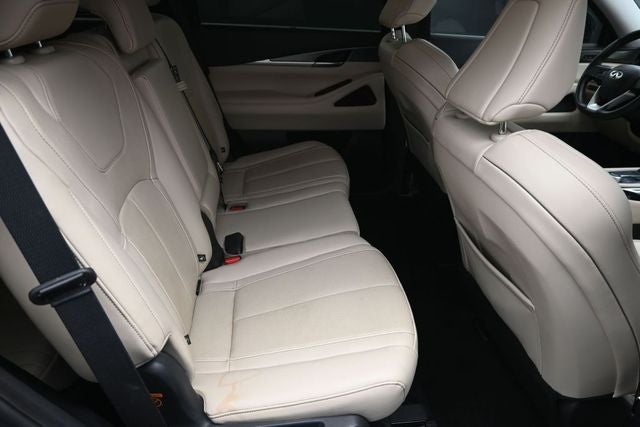 2022 INFINITI QX60 LUXE