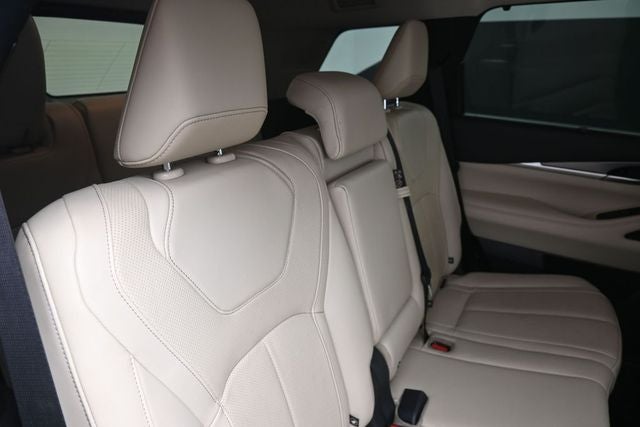 2022 INFINITI QX60 LUXE