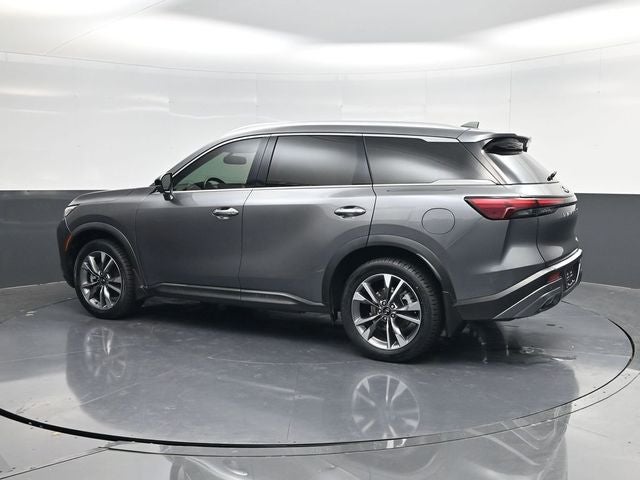 2022 INFINITI QX60 LUXE