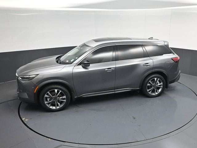 2022 INFINITI QX60 LUXE