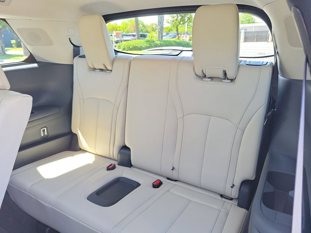 2024 INFINITI QX60 LUXE