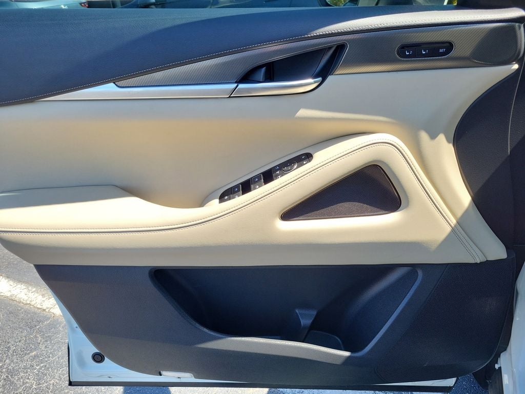 2024 INFINITI QX60 LUXE