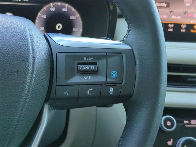 2023 INFINITI QX60 LUXE