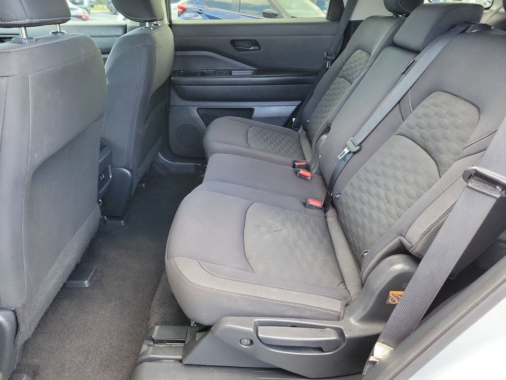2024 Nissan Pathfinder S