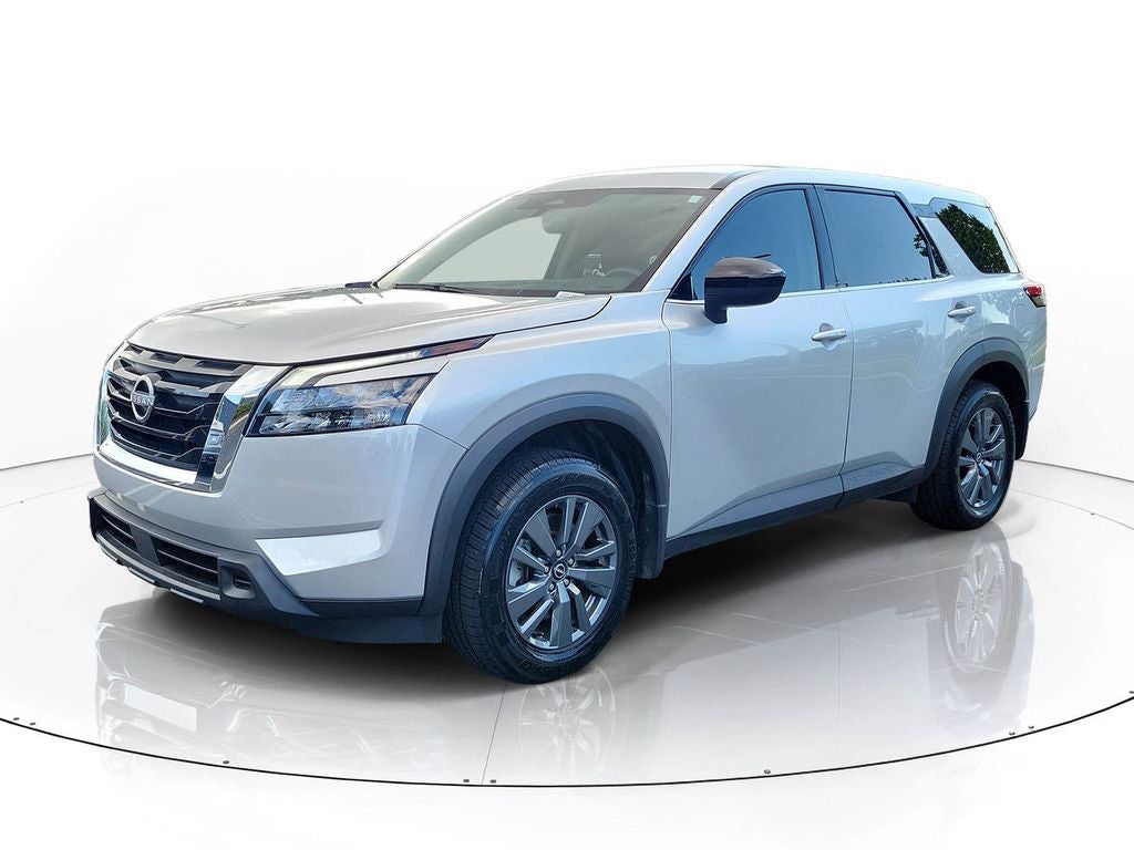 2024 Nissan Pathfinder S