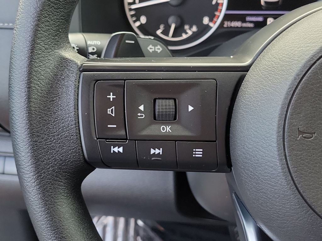 2024 Nissan Pathfinder S