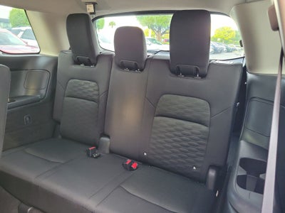 2024 Nissan Pathfinder SV