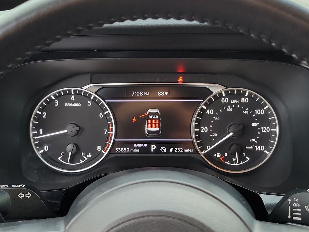 2024 Nissan Pathfinder SV