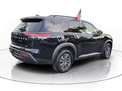 2024 Nissan Pathfinder SV