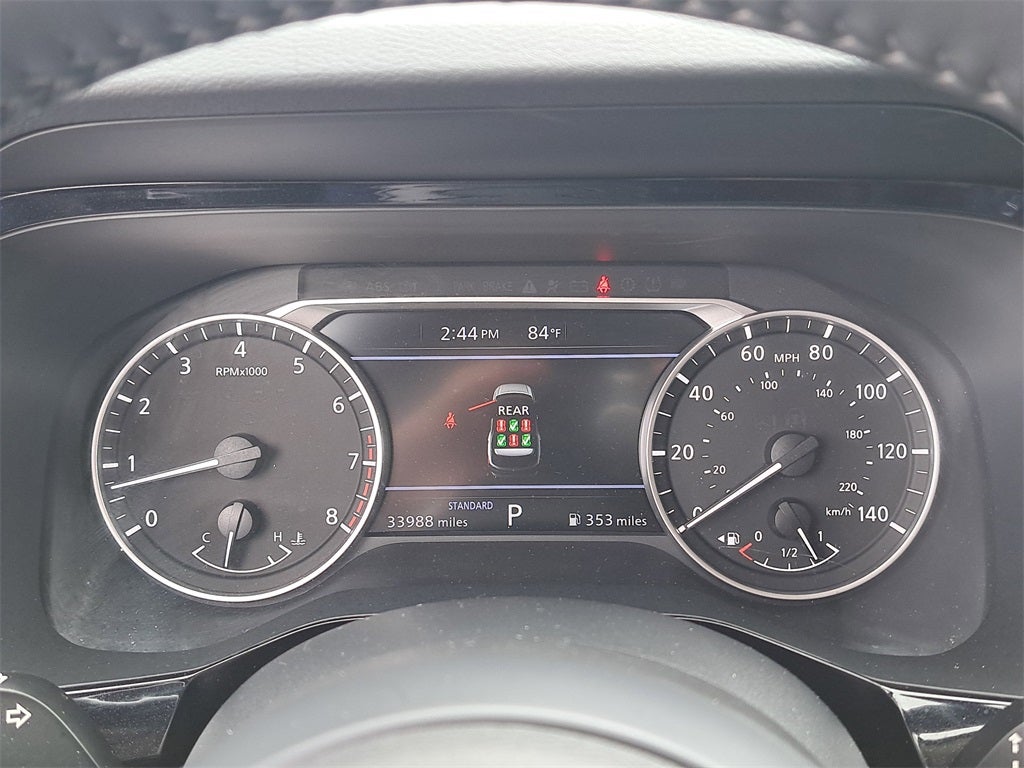 2025 Nissan Pathfinder SV