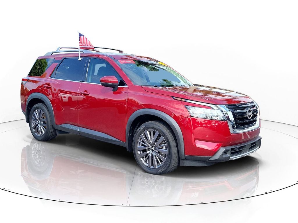 2023 Nissan Pathfinder SL