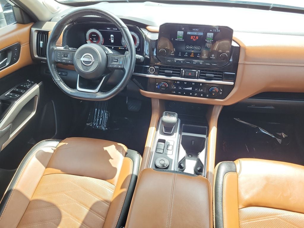 2023 Nissan Pathfinder Platinum