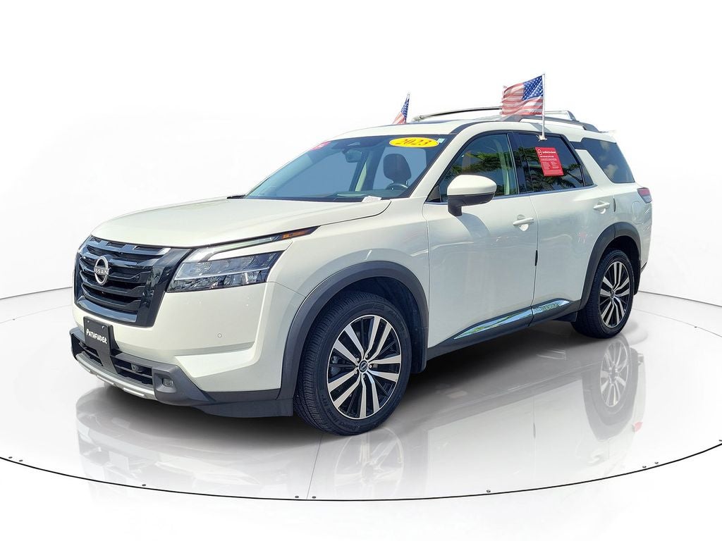 2023 Nissan Pathfinder Platinum