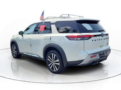 2023 Nissan Pathfinder Platinum