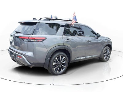 2026 Nissan Pathfinder Platinum