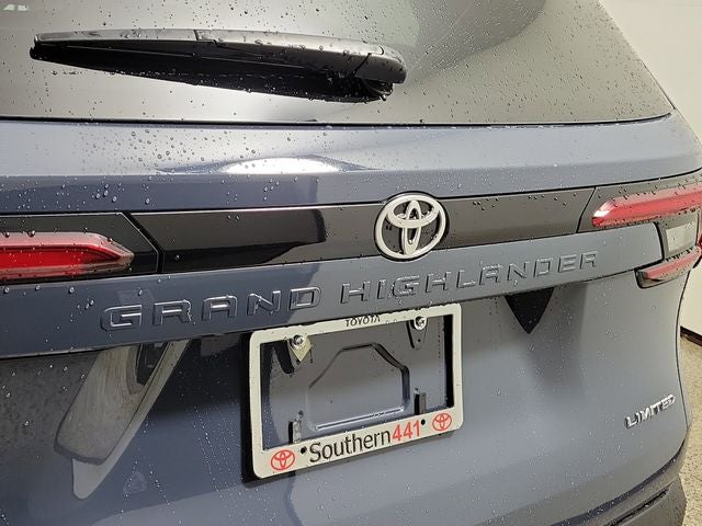 2025 Toyota Grand Highlander Hybrid Limited