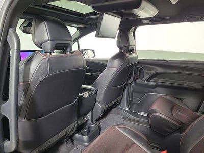2025 Toyota Sienna XSE 7 Passenger