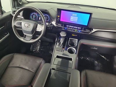 2025 Toyota Sienna XSE 7 Passenger