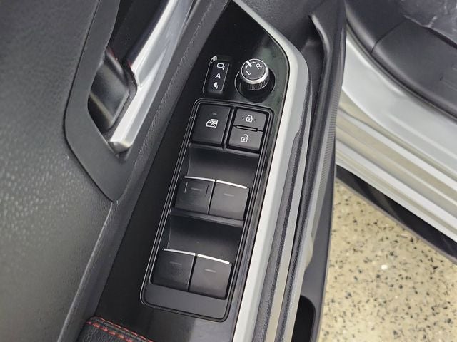 2025 Toyota Sienna XSE 7 Passenger