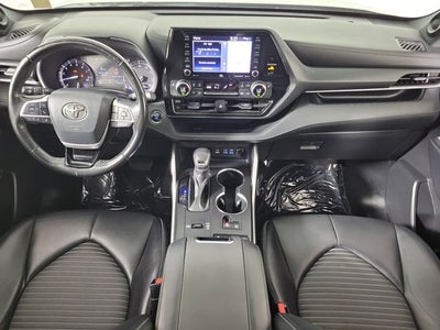 2022 Toyota Highlander XSE
