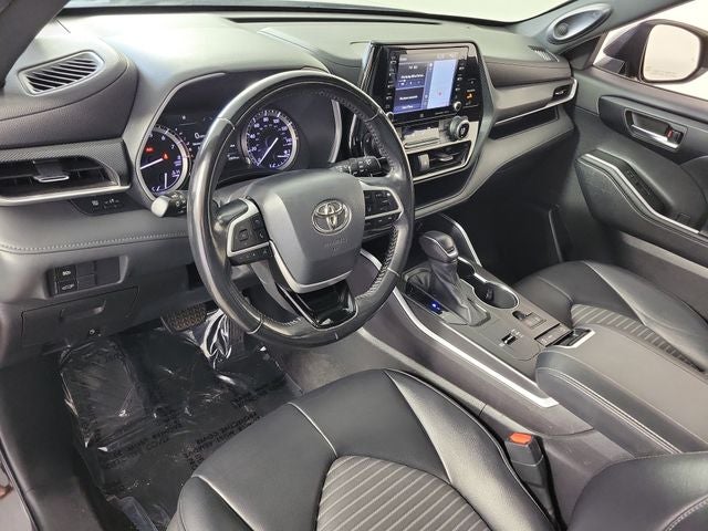 2022 Toyota Highlander XSE