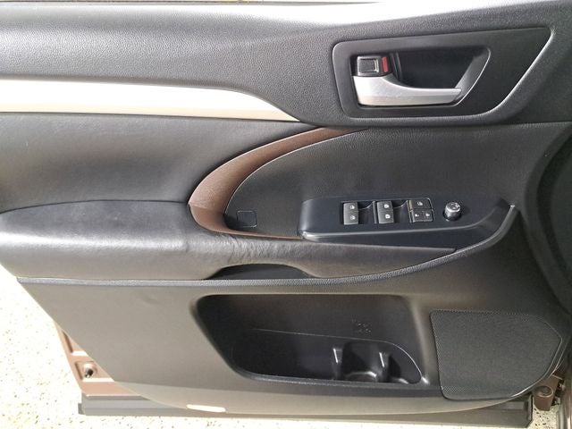 2017 Toyota Highlander XLE