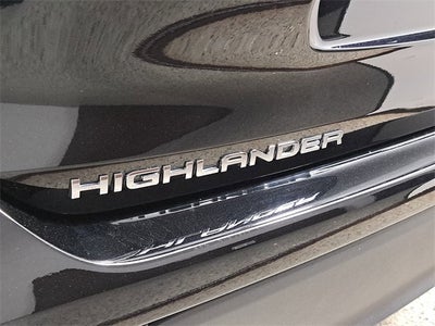 2023 Toyota Highlander Hybrid XLE