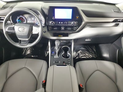 2024 Toyota Highlander Hybrid XLE