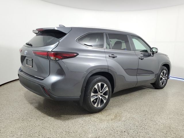 2024 Toyota Highlander Hybrid XLE