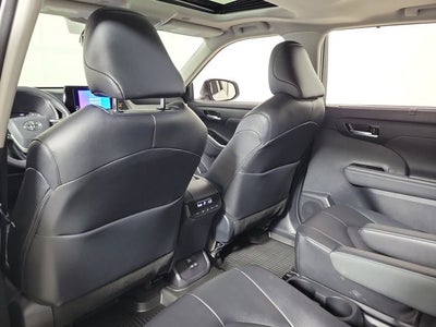2026 Toyota Highlander Hybrid XLE