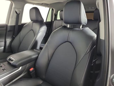 2026 Toyota Highlander Hybrid XLE