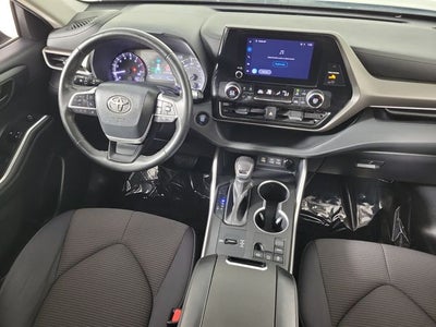 2023 Toyota Highlander LE