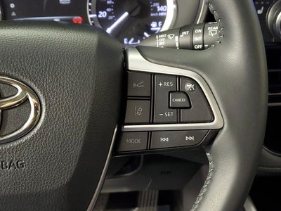 2025 Toyota Highlander XLE