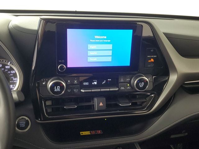 2025 Toyota Highlander XLE