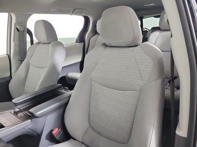 2023 Toyota Sienna LE 8 Passenger