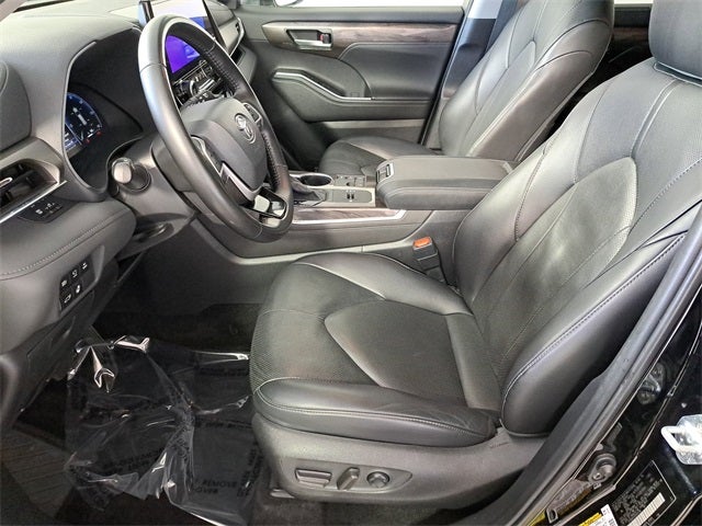 2024 Toyota Highlander Hybrid Limited