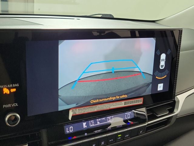 2025 Toyota Sienna XLE 8 Passenger